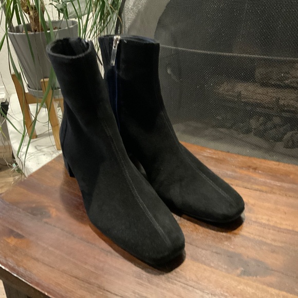 Aquatalia Women’s Block Heel Ankle Boots Black Size 8.5 - Picture 1 of 6
